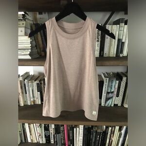 Like New Ultra Soft Vuori Energy Tank in Heather Umber S
